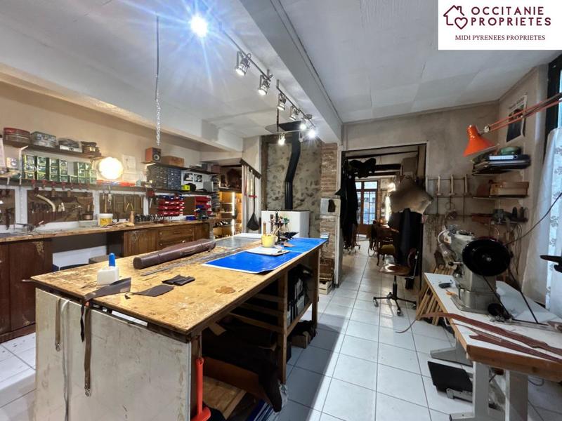 Maison de village - 260 m² - 6 pièces