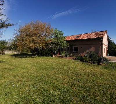 Villa - 219 m² - 10 pièces