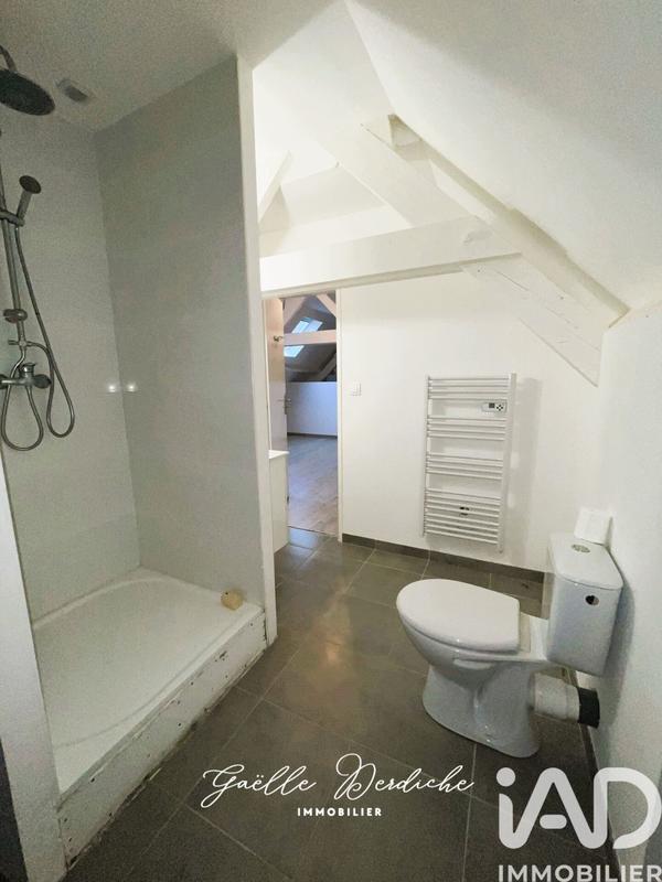 Maison - 210 m² - 6 pièces