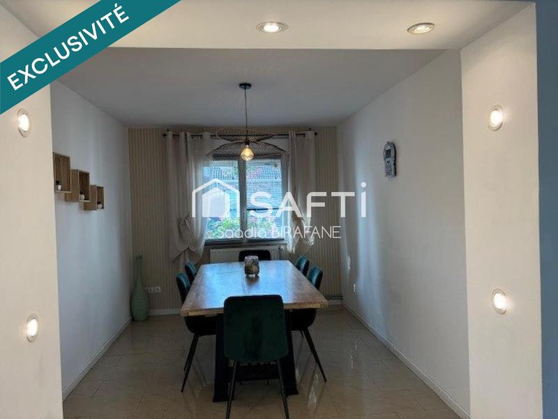 Maison - 222 m² - 7 pièces