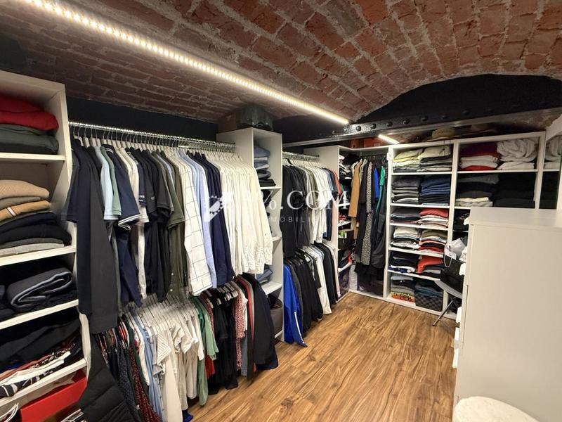 Loft - 133 m² - 4 pièces