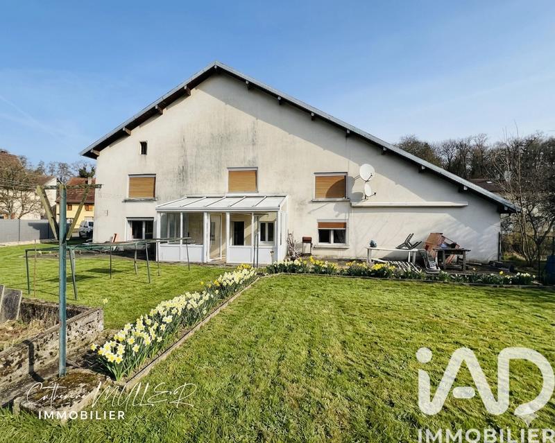 Maison - 229 m² - 6 pièces