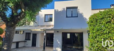 Maison - 125 m² - 6 pièces