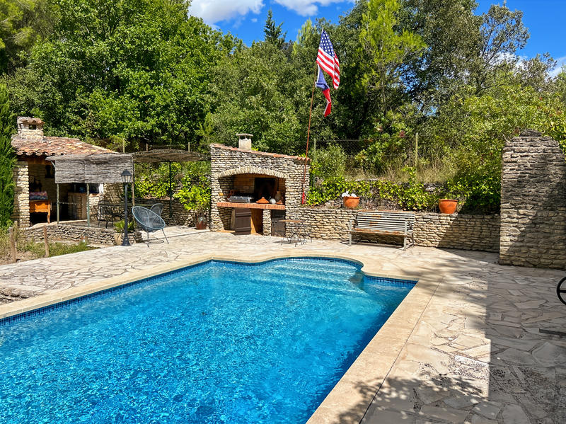 Maison - 180 m² - 6 pièces