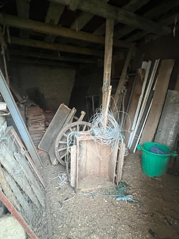 Maison - 220 m² - 1 pièce