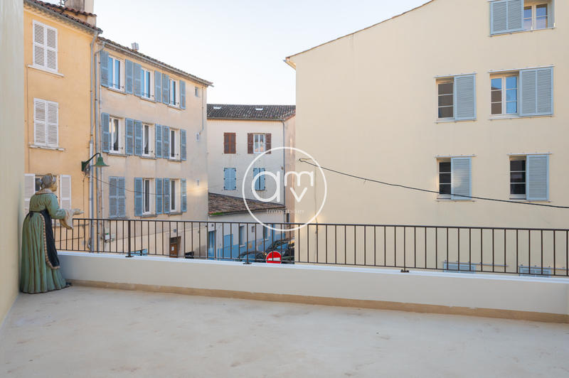 Villa - 221 m² - 5 pièces