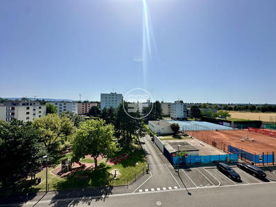 Appartement - 95 m² - 4 pièces