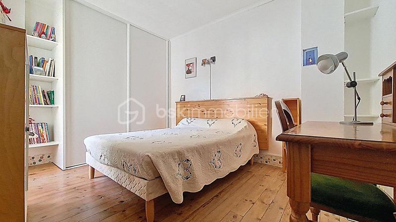 Maison en pierre - 111 m² - 7 pièces