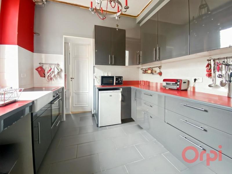 Appartement - 121 m² - 4 pièces