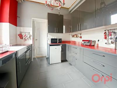 Appartement - 121 m² - 4 pièces