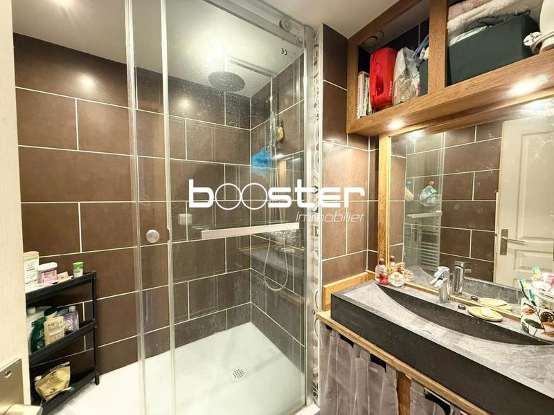 Appartement ancien - 65 m² - 4 pièces