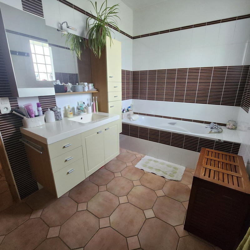 Maison - 160 m² - 6 pièces