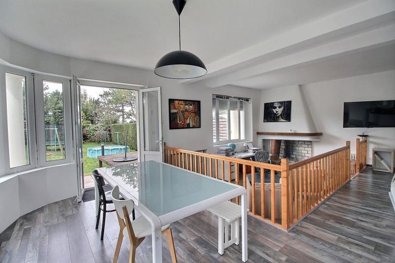 Maison - 143 m² - 7 pièces