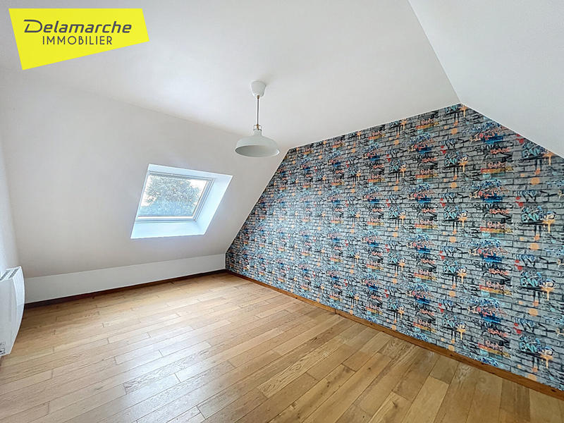 Maison - 102 m² - 5 pièces