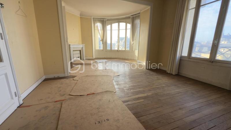Appartement - 147 m² - 5 pièces
