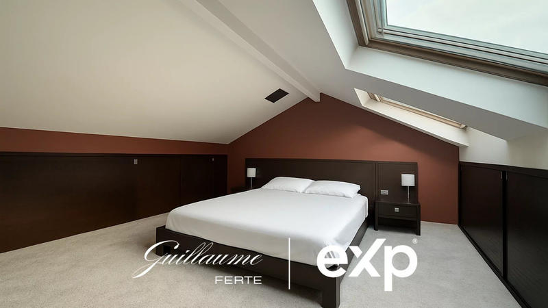 Villa - 297 m² - 6 pièces