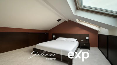 Villa - 297 m² - 6 pièces