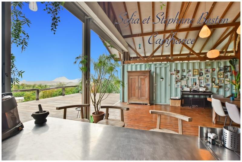 Maison - 241 m² - 10 pièces