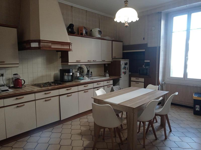 Maison ancienne - 175 m² - 8 pièces