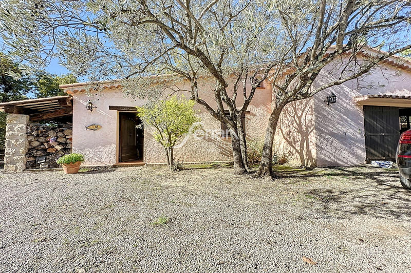 Propriété - 400 m² - 9 pièces