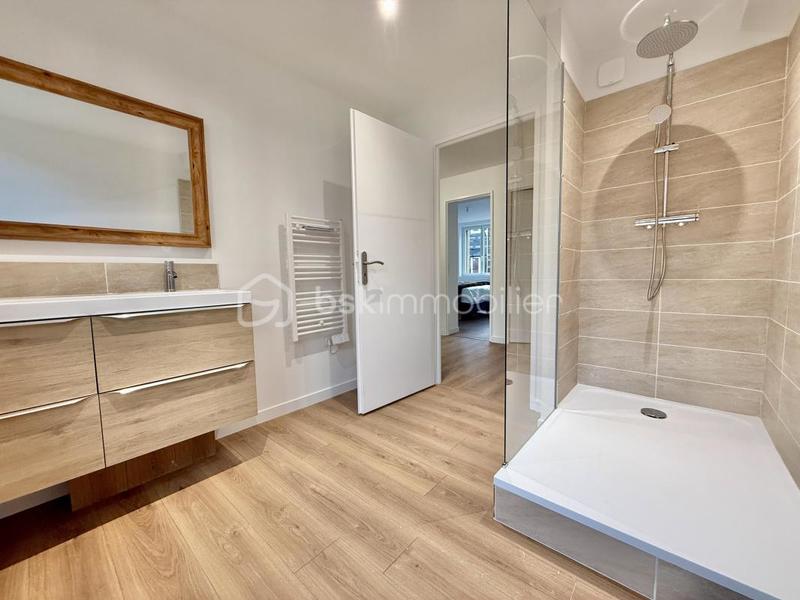 Maison - 165 m² - 6 pièces