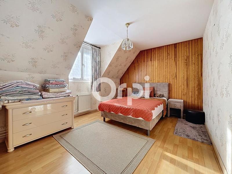 Maison - 98 m² - 4 pièces