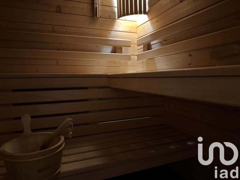 Maison de maîtres - 366 m² - 12 pièces