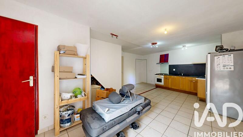 Maison - 254 m² - 8 pièces