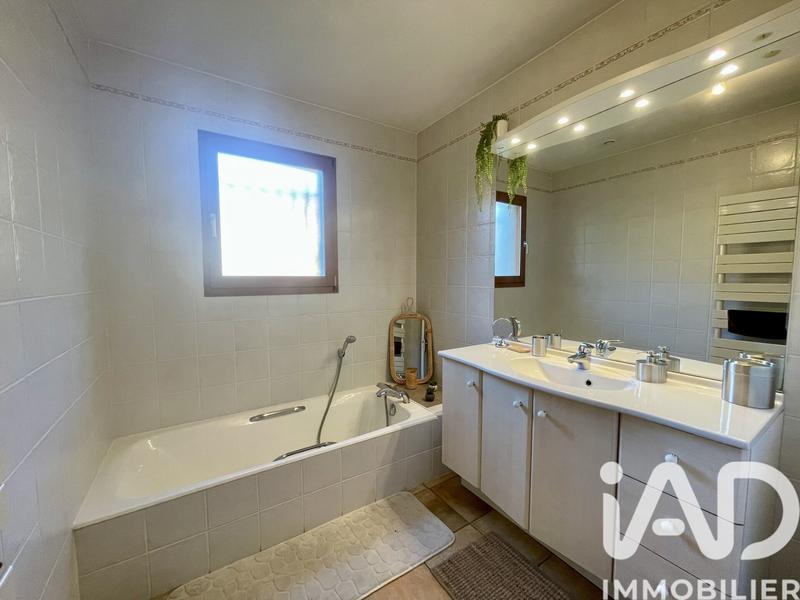 Maison - 118 m² - 4 pièces