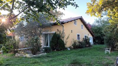 Maison - 180 m² - 6 pièces