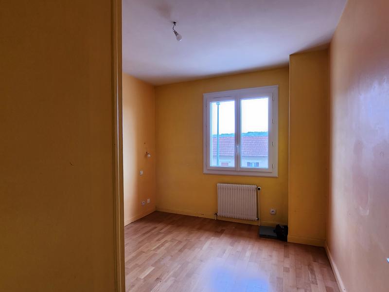 Maison - 121 m² - 6 pièces