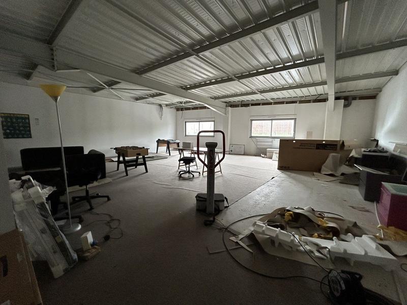 Bureau - 900 m²