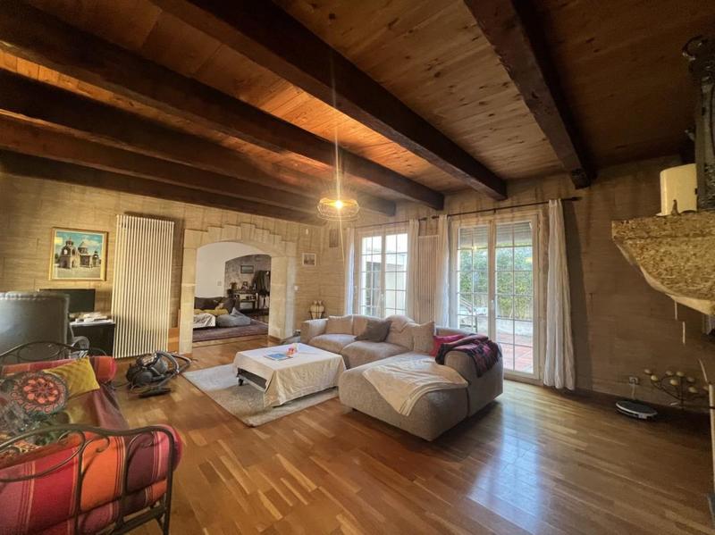 Maison - 185 m² - 5 pièces