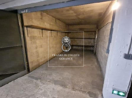Parking / Garage - 15 m²