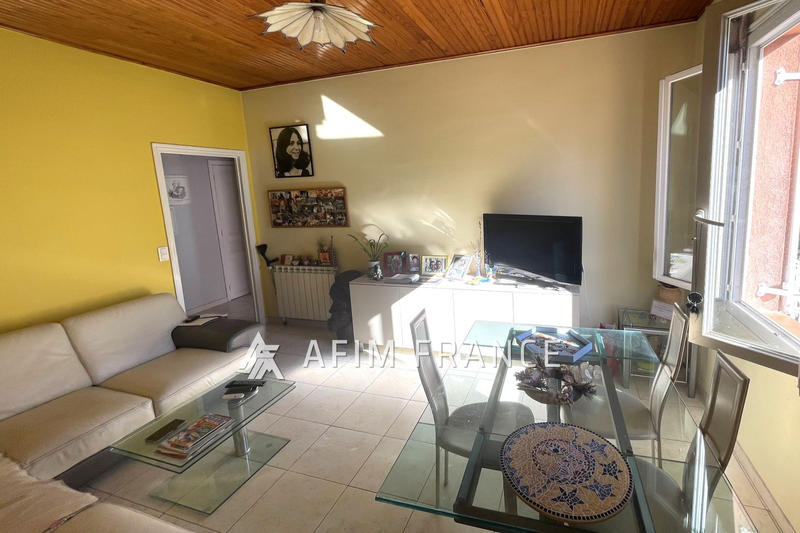 Maison - 212 m² - 7 pièces