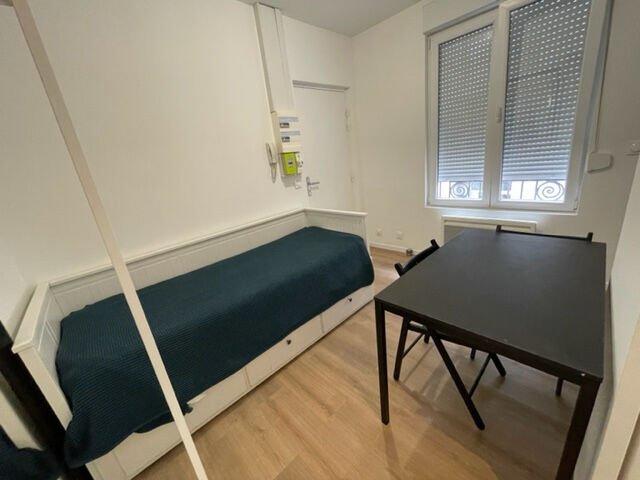 Studio - 11 m² - 1 pièce