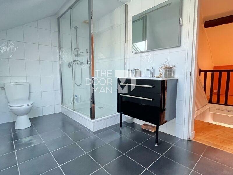 Maison - 193 m² - 7 pièces