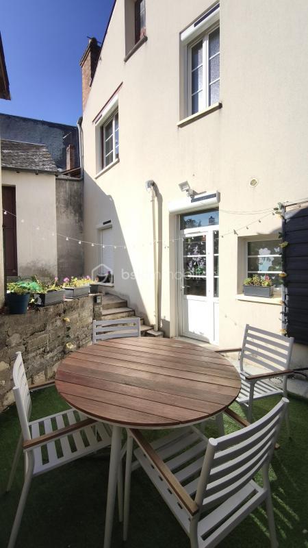 Maison traditionnelle - 122 m² - 4 pièces