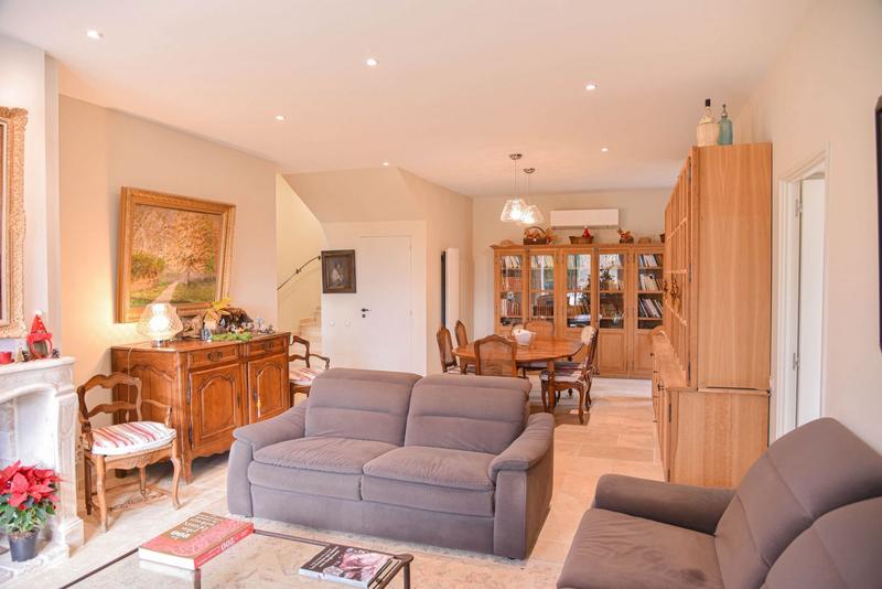 Maison - 182 m² - 5 pièces