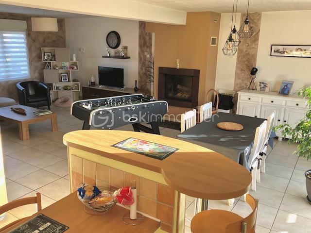 Maison - 147 m² - 5 pièces