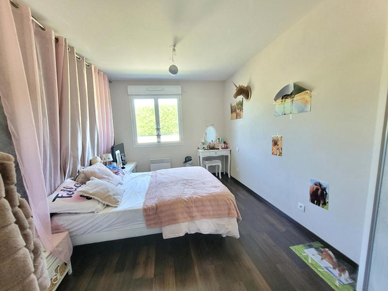 Maison - 104 m² - 4 pièces