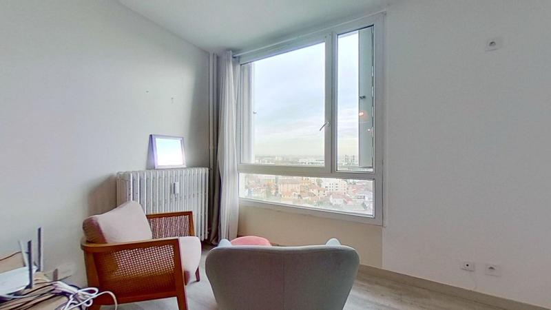 Chambre - 84 m² - 4 pièces