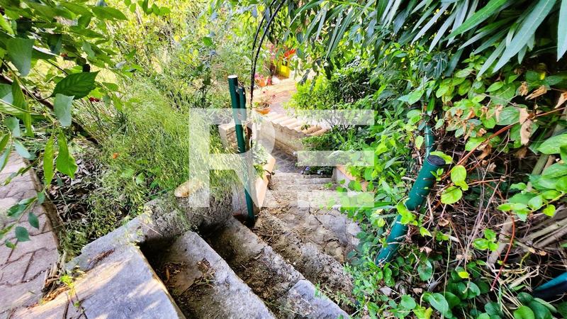 Maison - 170 m² - 8 pièces