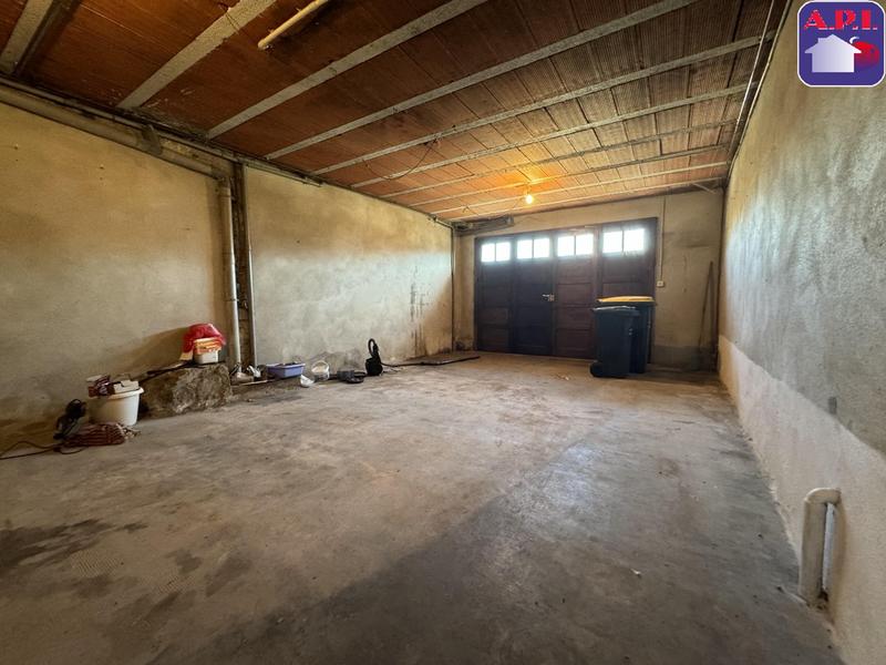 Maison - 214 m² - 9 pièces