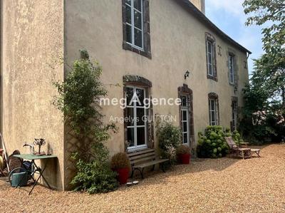 Maison de campagne - 190 m² - 6 pièces