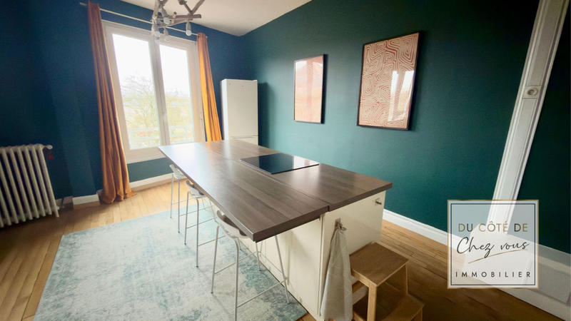 Appartement - 119 m² - 6 pièces