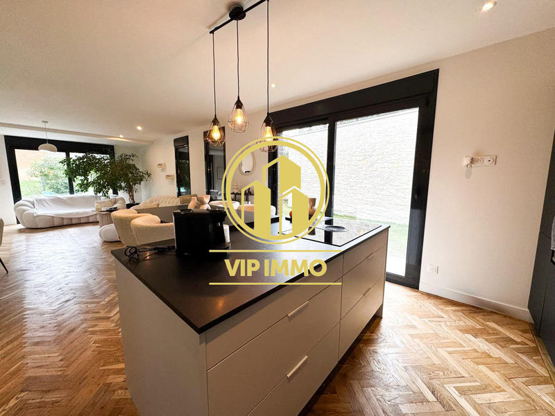 Maison - 120 m² - 7 pièces