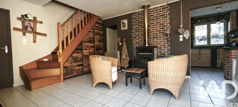 Maison - 98 m² - 5 pièces