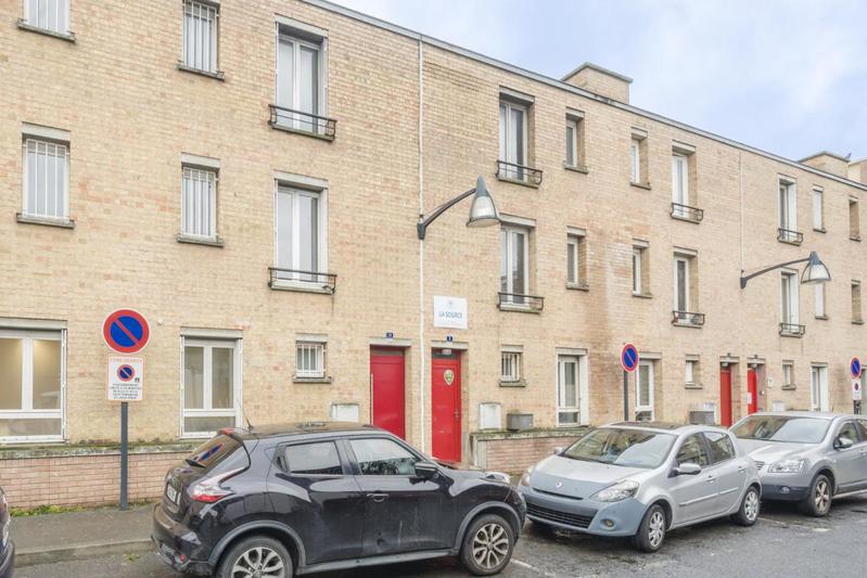 Bureau - 106 m² - 5 pièces