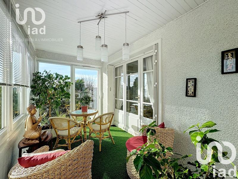 Maison - 200 m² - 8 pièces